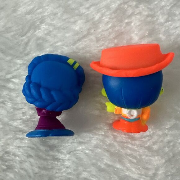 Disney Doorables Neon FIgure Lot: Miguel Coco, Mama Imelda, Dory Finding Nemo - Picture 3 of 8